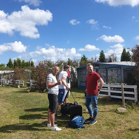 - Park Κάμπινγκ *