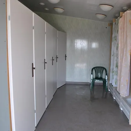 - Park Κάμπινγκ *