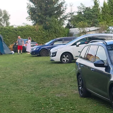 - Park Kamp alanı Władysławowo