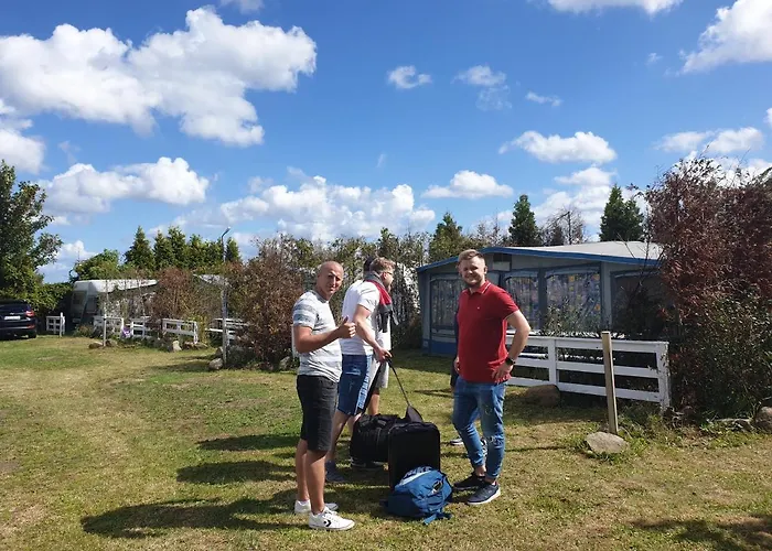 - Park Кемпинг *