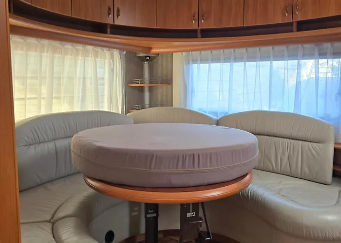 - Park Кемпинг Владыславово